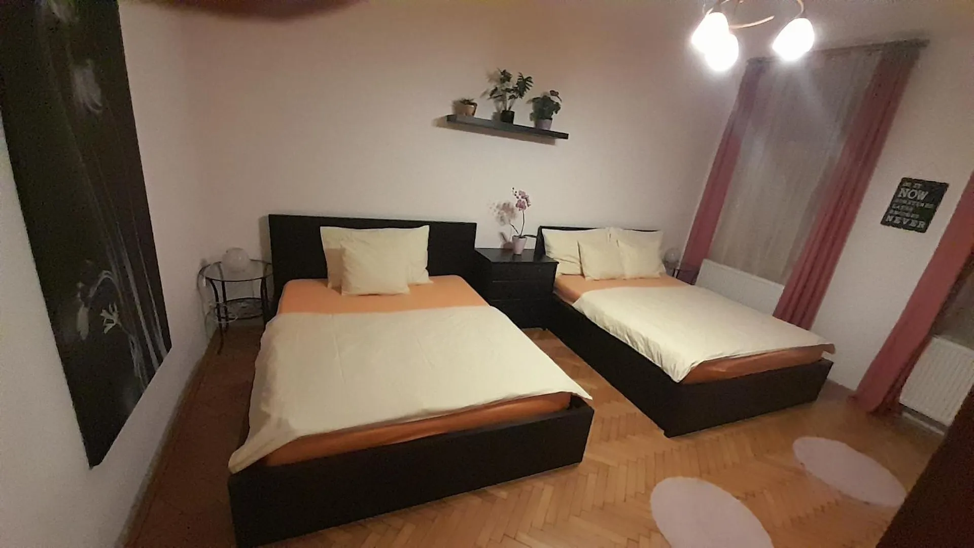 Family Flat 120M2, Praha 2 Vinohrady Apartman