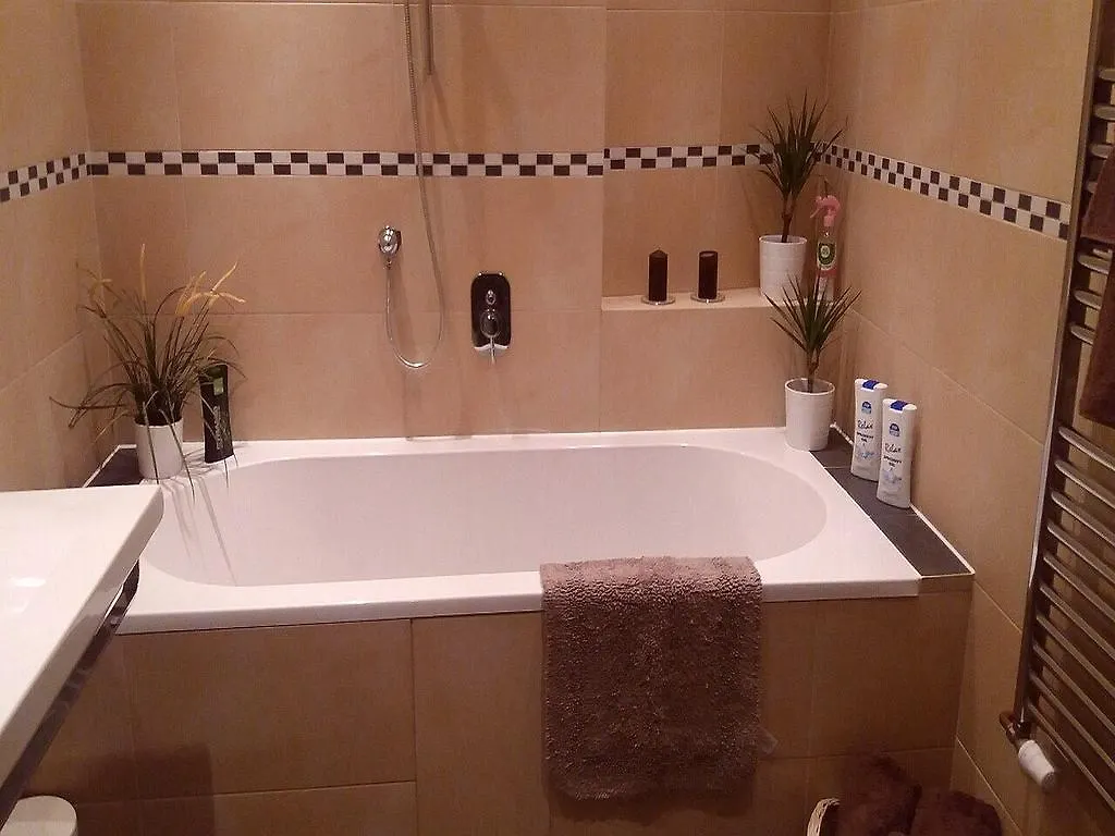 Family Flat 120M2, Praha 2 Vinohrady Apartman Prága